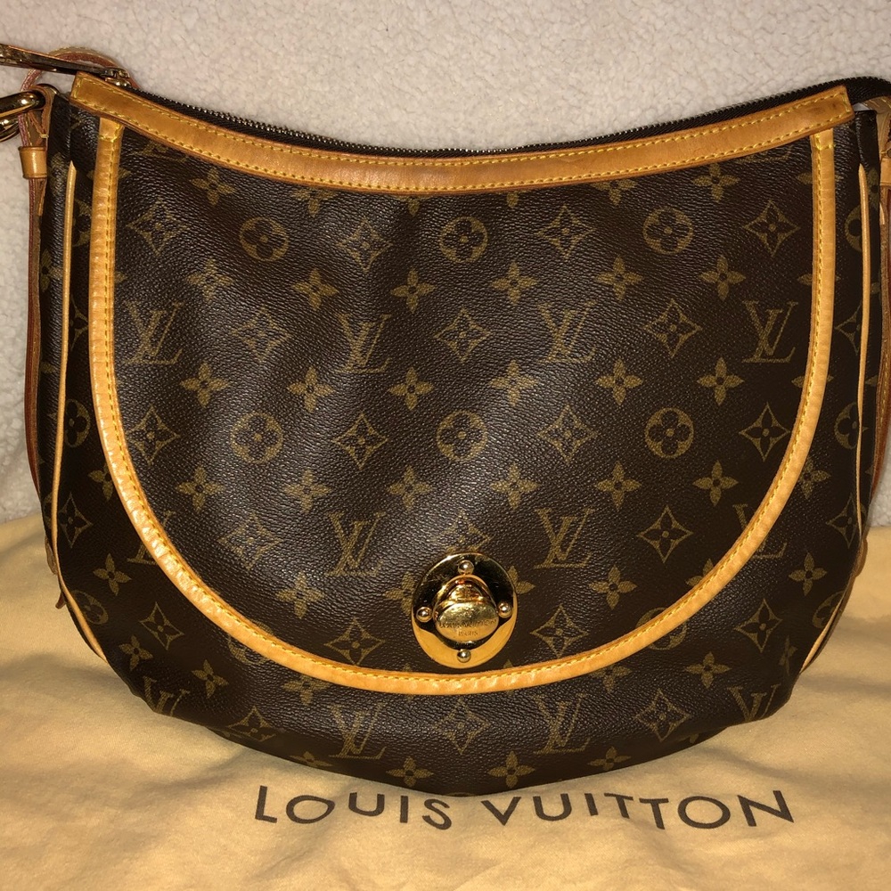Louis Vuitton Tulum GM